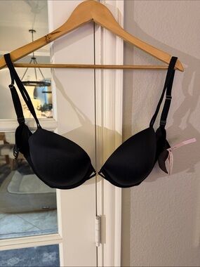 Victoria’s Secret Very Sexy Push-Up Bra Black 36DD
